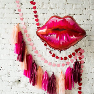 Balloon Foil Lips Kiss - Image 2