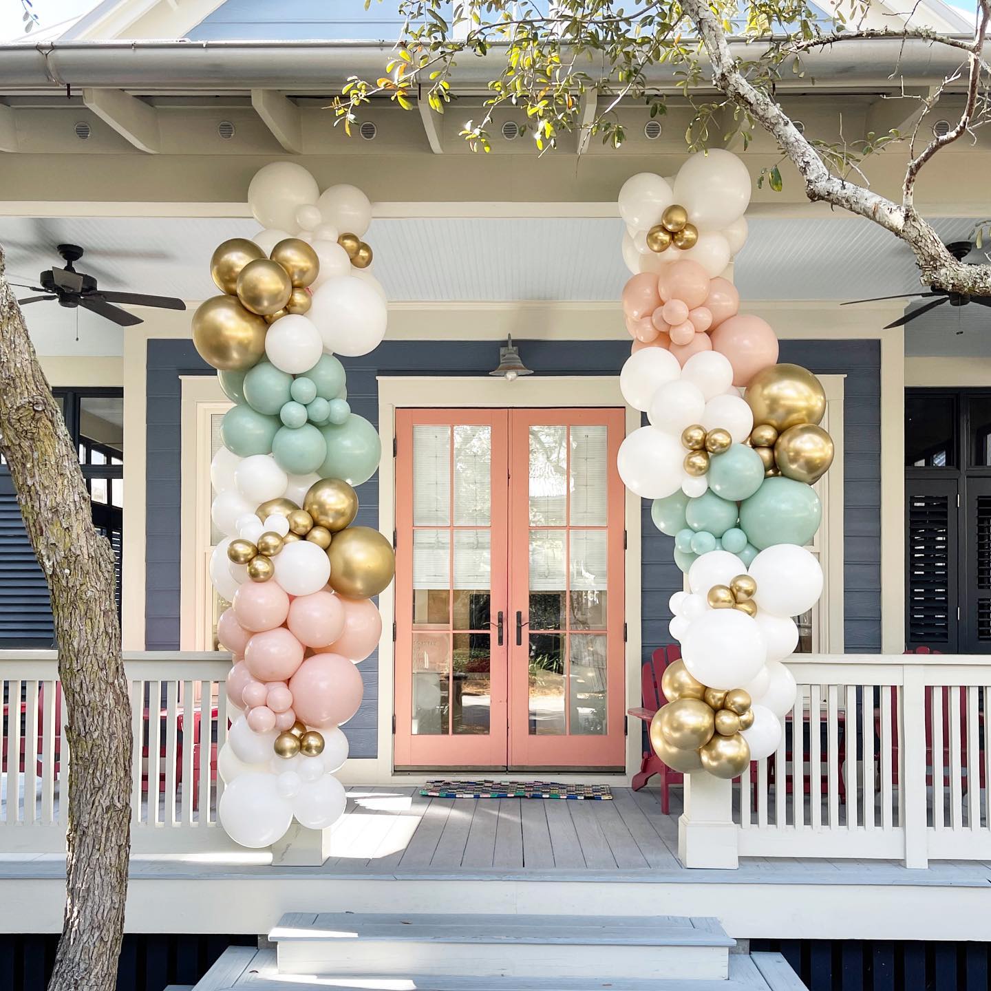 Dressing up your front porch is one of our favorite pastimes. 

#balloongarlands #balloongarland #organicballoons #organicballoongarland #balloondecoration #ballooncolumns #balloons #globos #balloonstylist #balloonboutique #balloonsofinstagram #balloonboss #30Aballoons #frontporchdecor #frontporchgoals